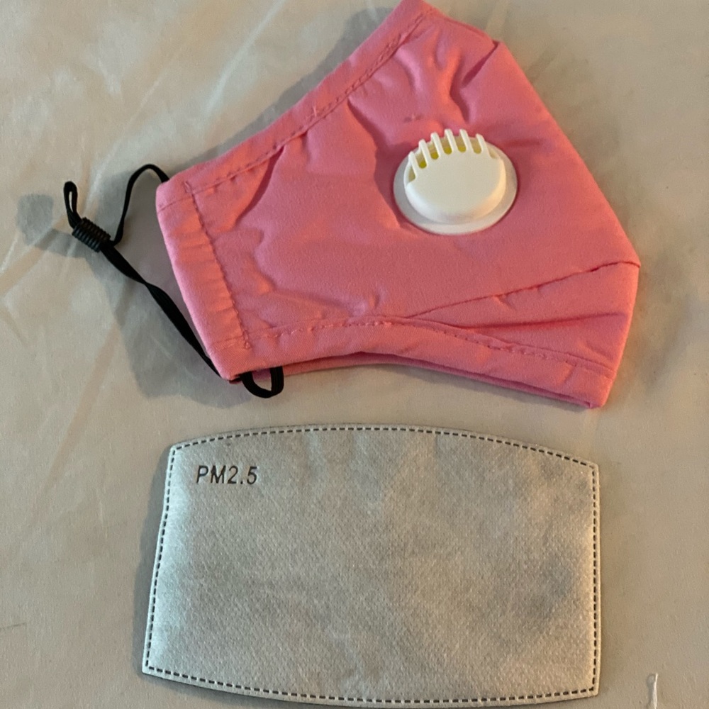 Cotton mask with filter